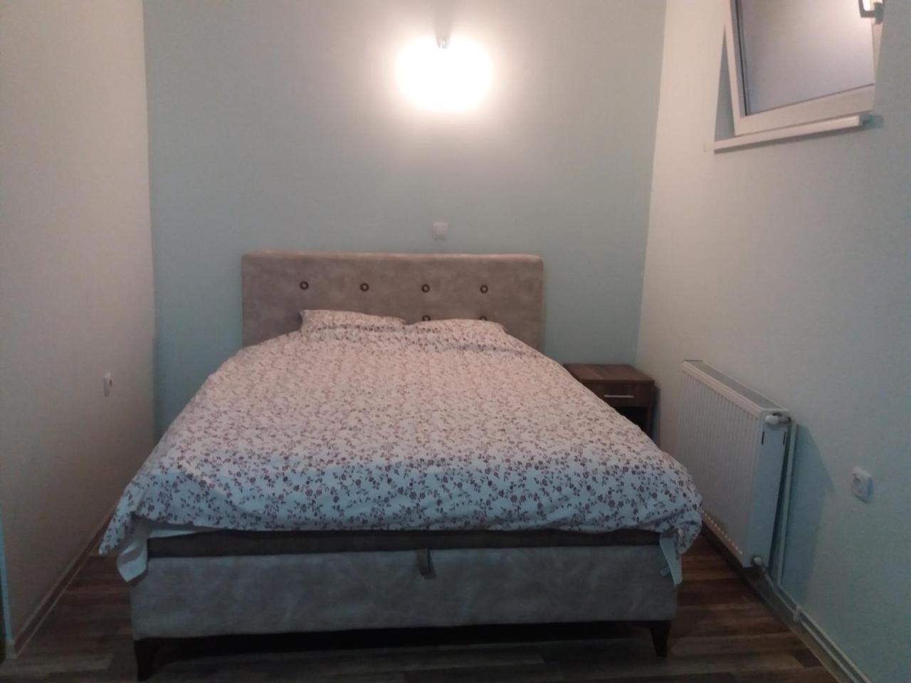 Bed&Breakfast Intermezzo Caffe Kikinda Exterior photo